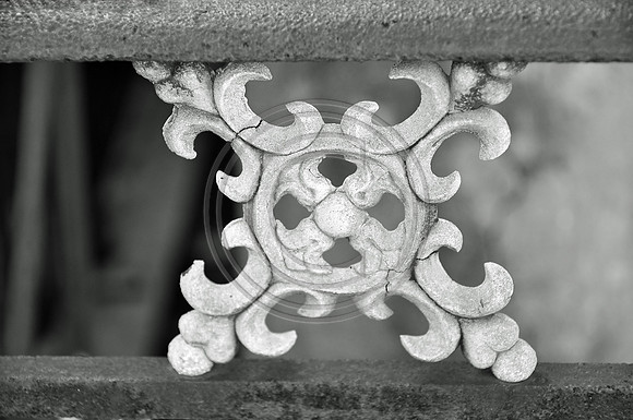 Stone Fleur